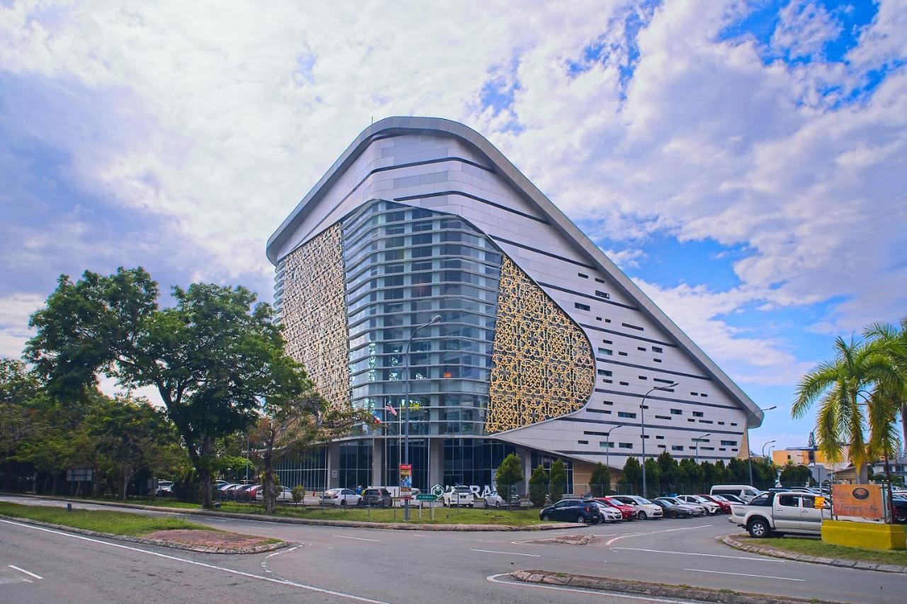 Aa Residen Luxury Condo Homestay 18Mins Walk Tanjung Aru Beach & Golf Course, Not Beach Side Resort Kota Kinabalu Esterno foto