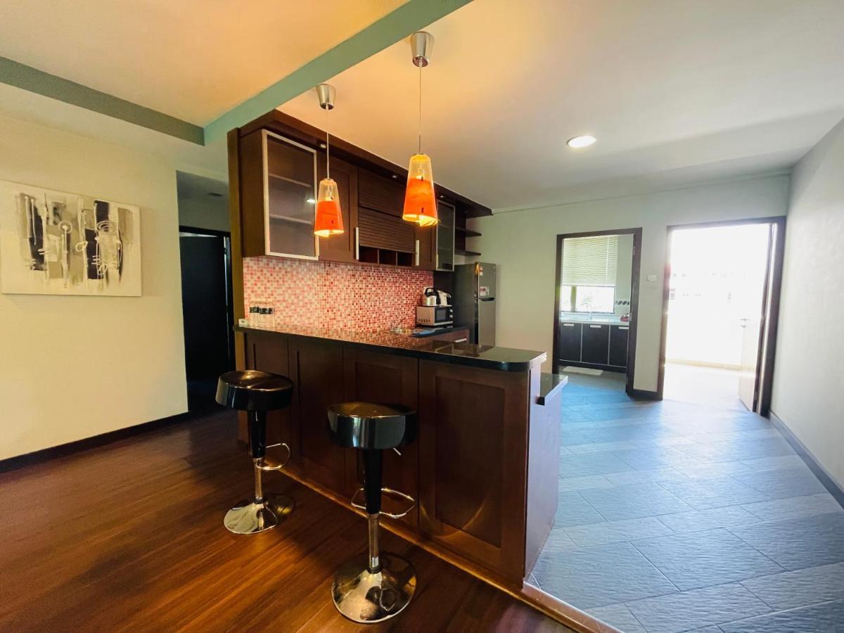 Aa Residen Luxury Condo Homestay 18Mins Walk Tanjung Aru Beach & Golf Course, Not Beach Side Resort Kota Kinabalu Esterno foto