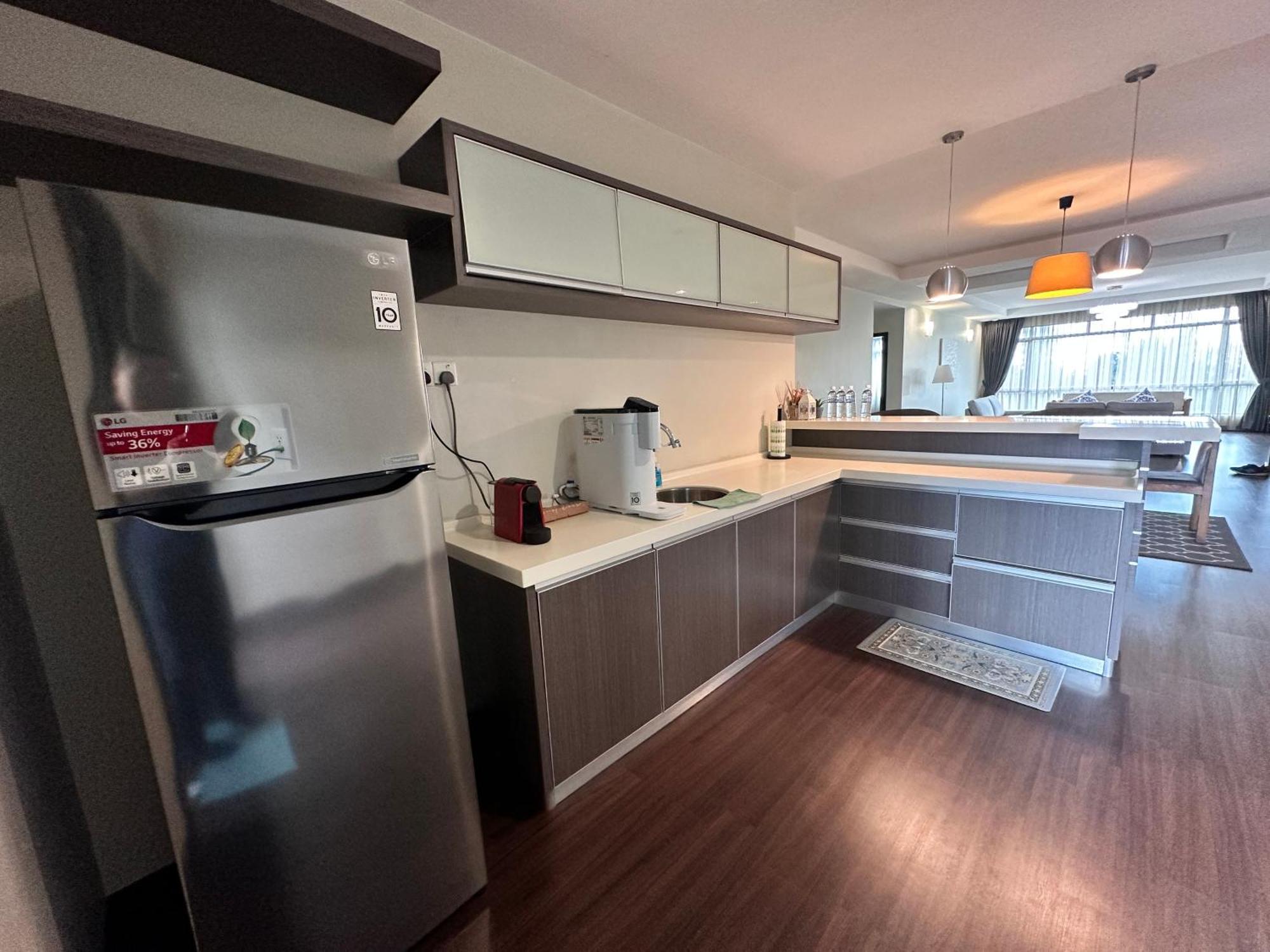 Aa Residen Luxury Condo Homestay 18Mins Walk Tanjung Aru Beach & Golf Course, Not Beach Side Resort Kota Kinabalu Esterno foto