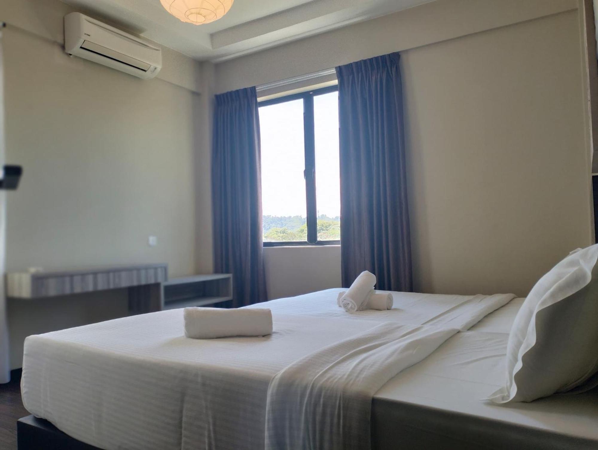 Aa Residen Luxury Condo Homestay 18Mins Walk Tanjung Aru Beach & Golf Course, Not Beach Side Resort Kota Kinabalu Esterno foto